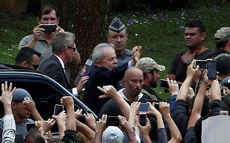 Brasil: Lula da Silva salió de la cárcel para ir al funeral de su nieto Arthur | Internacionales