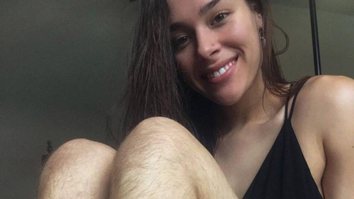 Una joven contó que hace un año que no se depila, lo mostró en un video y la mataron en las redes sociales | Redes
