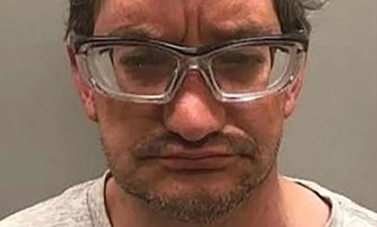 Violó a una bebé recién nacida, lo condenaron a 260 años y se desmayó al escuchar la sentencia | Internacionales