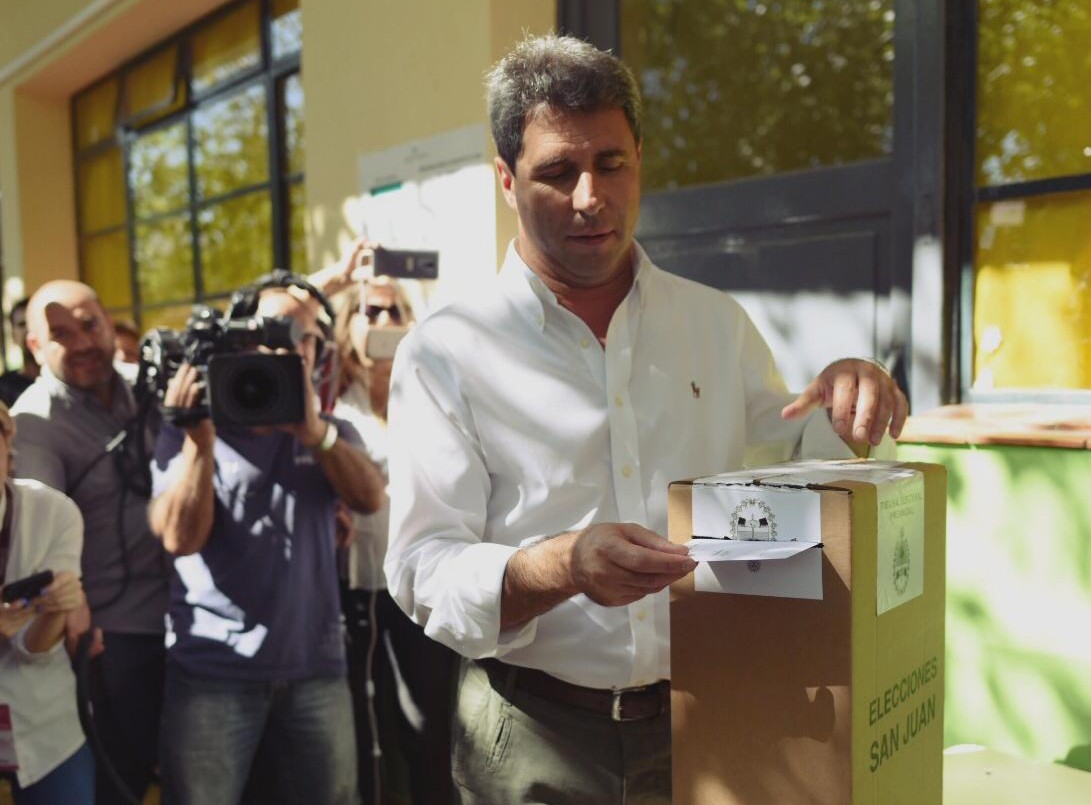 San Juan: votó Uñac y aseguró que la jornada electoral se desarrolla "sin inconvenientes" | Política