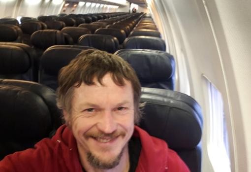 El misterioso caso del hombre que viajó solo en un Boeing 737 de Lituania a Italia | Curiosidades