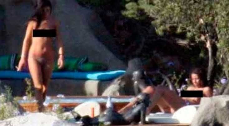 El paparazzi que tiene ne jaque a Berlusconi: "Tengo 80 mil fotos secretas" | Internacionales