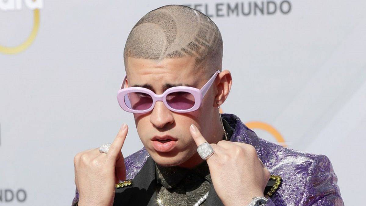 Bad Bunny, al límite de la censura en Instagram con una foto semidesnudo | Espectáculos