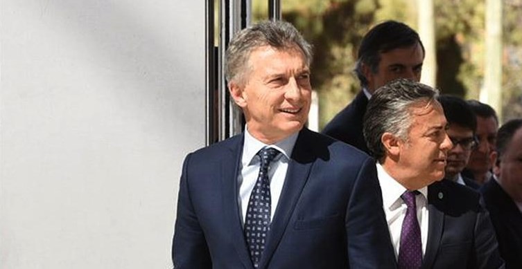 El Gobierno eliminará por decreto las listas colectoras | Política