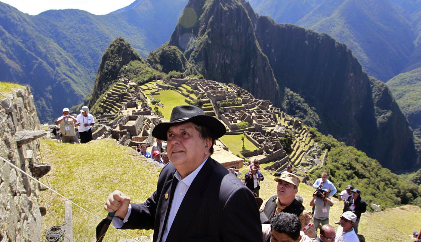 "Sólo Dios y los imbéciles no cambian": Alan García, dos presidencias, el exilio y la sombra de la corrupción | Internacionales