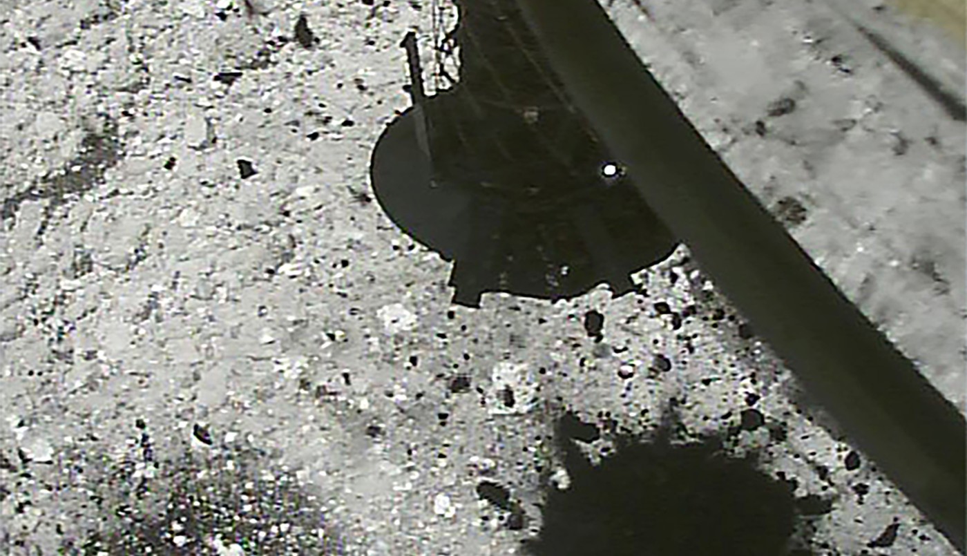 "Un gran éxito": lograron abrir el primer cráter artificial en un asteroide | Internacionales