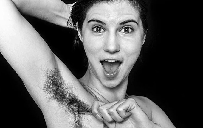 El fotógrafo que busca la belleza en las mujeres que no se depilan | Redes