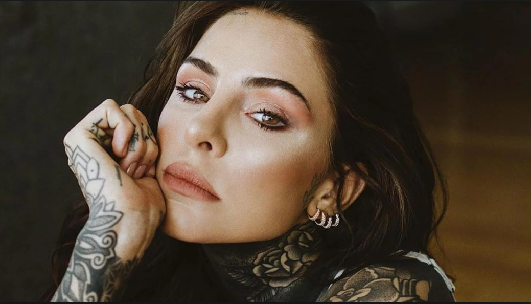 Cande Tinelli subió a Instagram dos fotos completamente desnuda | Espectáculos