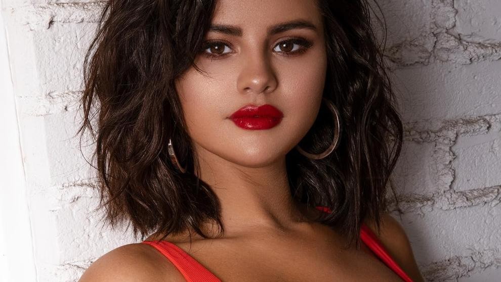 Selena Gómez diseñó una bikini que le tapa la cicatriz de su trasplante de riñón | Espectáculos