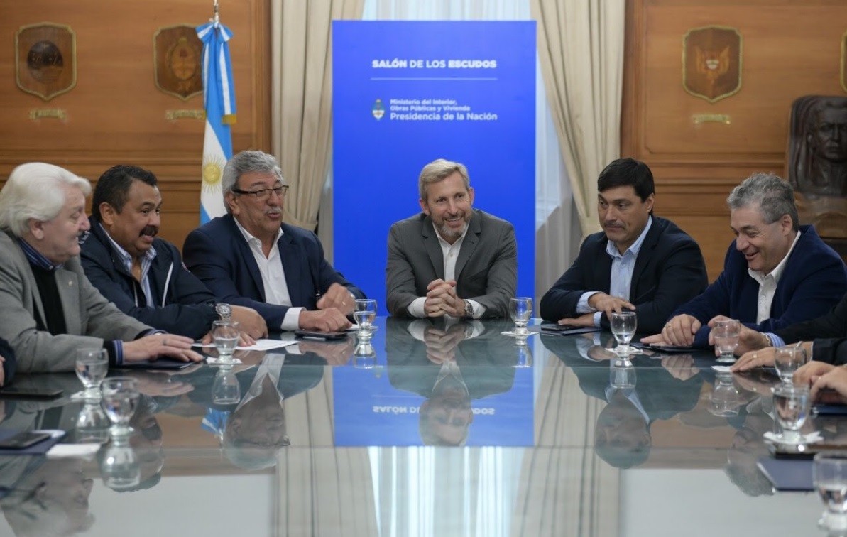 Frigerio retomó el diálogo de los 10 puntos con gremios docentes y las 62 Organizaciones Peronistas | Política
