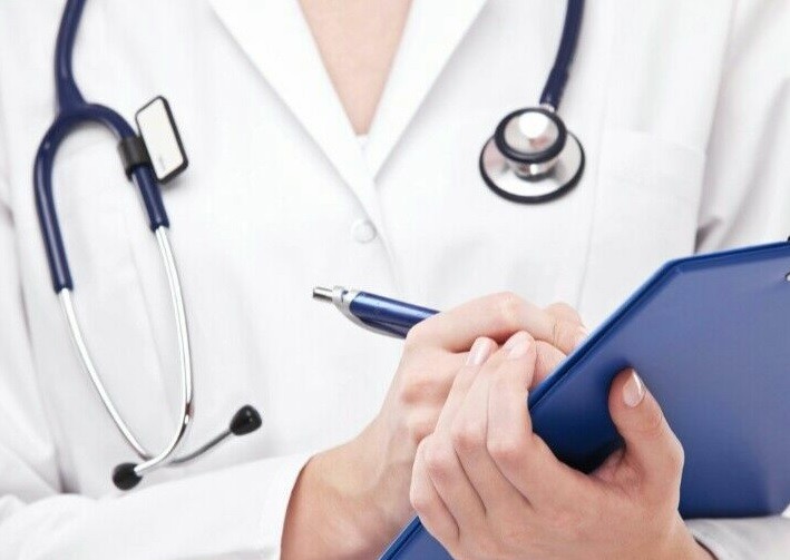 Piden testigos que se hayan atendido con una falsa médica de Villa Urquiza | Actualidad