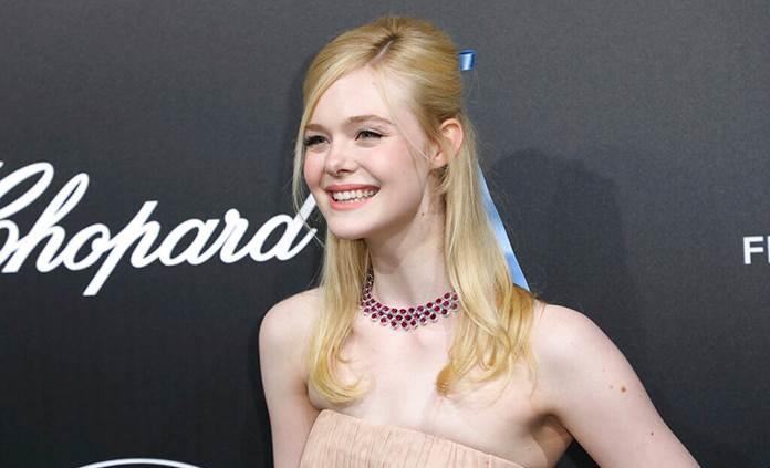 La actriz Elle Fanning se desmayó en Cannes por usar un vestido muy ajustado | Espectáculos