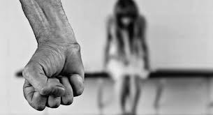 Fue abusada por su padre cuando era niña y desarrolló cerca de 2.500 personalidades para sobrevivir | Internacionales