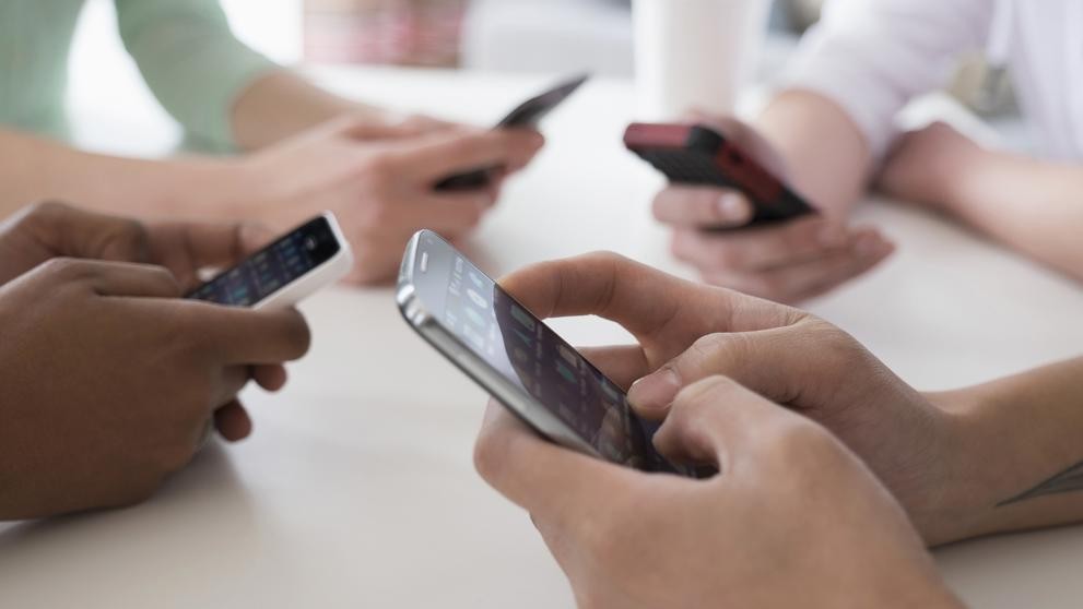 Una mujer se suicidó después de que difundieran un vídeo sexual suyo con sus compañeros de trabajo | Internacionales