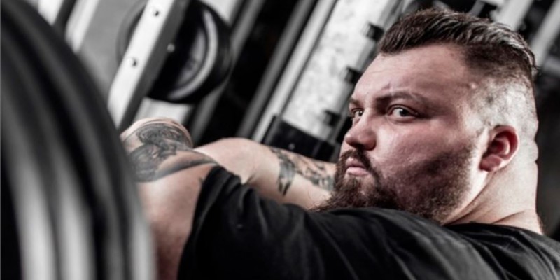 El calvario del "hombre más fuerte del mundo": llegó a levantar 500 kilos | Curiosidades