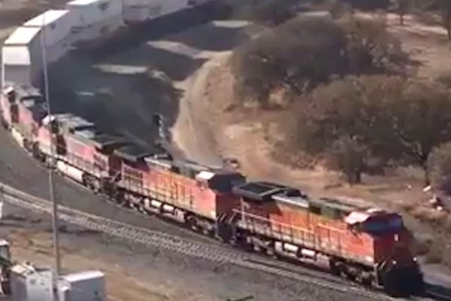 ¿Es verdadera la imagen del tren que se compartió en redes como un logro del Gobierno de Macri? | Redes