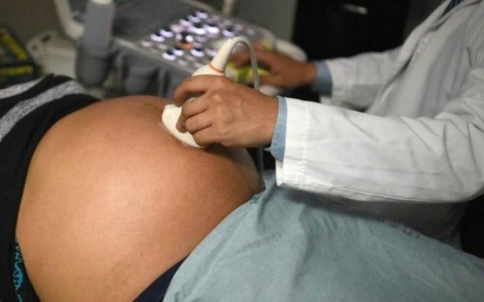 Polémica decisión: jueza ordenó que le practiquen un aborto a una joven con discapacidad intelectual | Internacionales