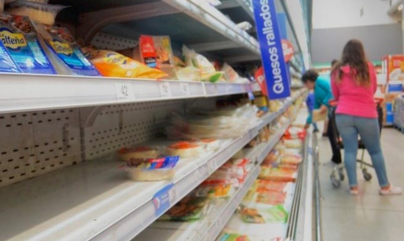 Productos Esenciales, no cuidados: la mitad de los comercios no los tiene | Economía