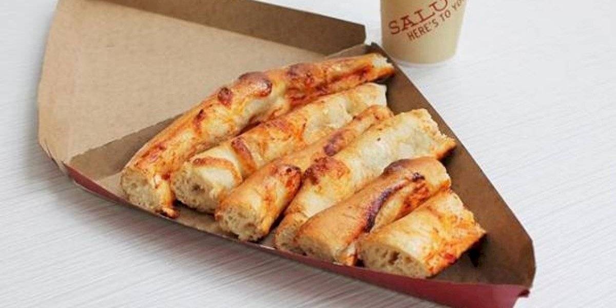 El local que vende los bordes de la pizza en una porción | Curiosidades