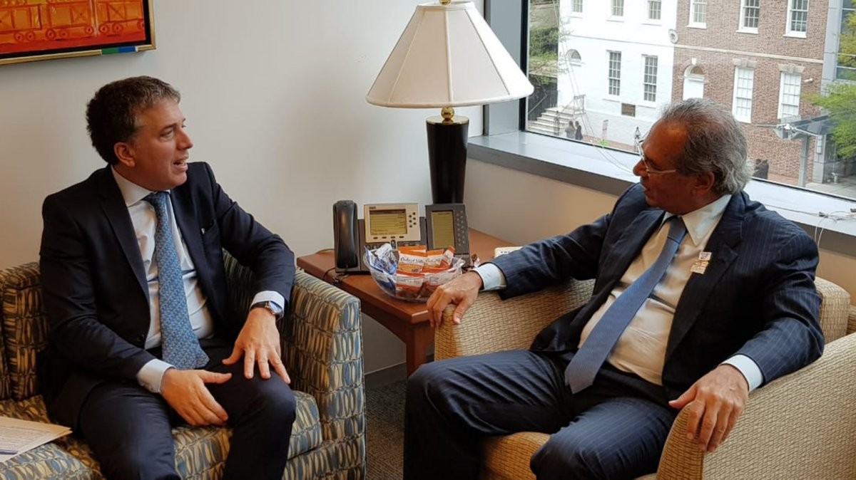 Director del FMI: "Argentina tuvo altibajos pero el programa económico está dando sus frutos" | Economía