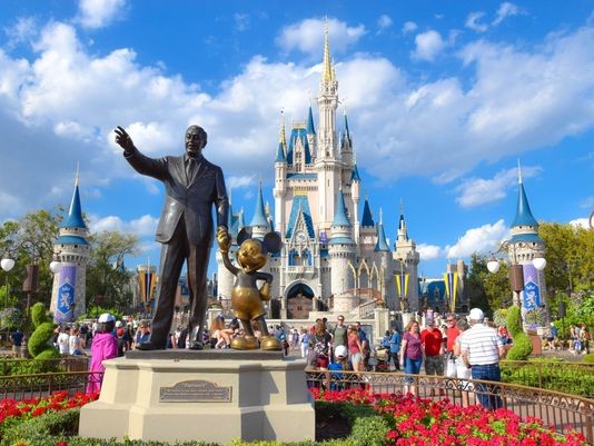 La furia de la heredera de Disney al ver las condiciones laborales en el parque de diversiones | Internacionales