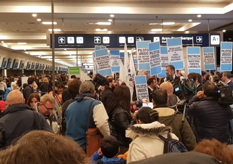 Conflicto con pilotos: "Va a escalar y termina mal" | Actualidad