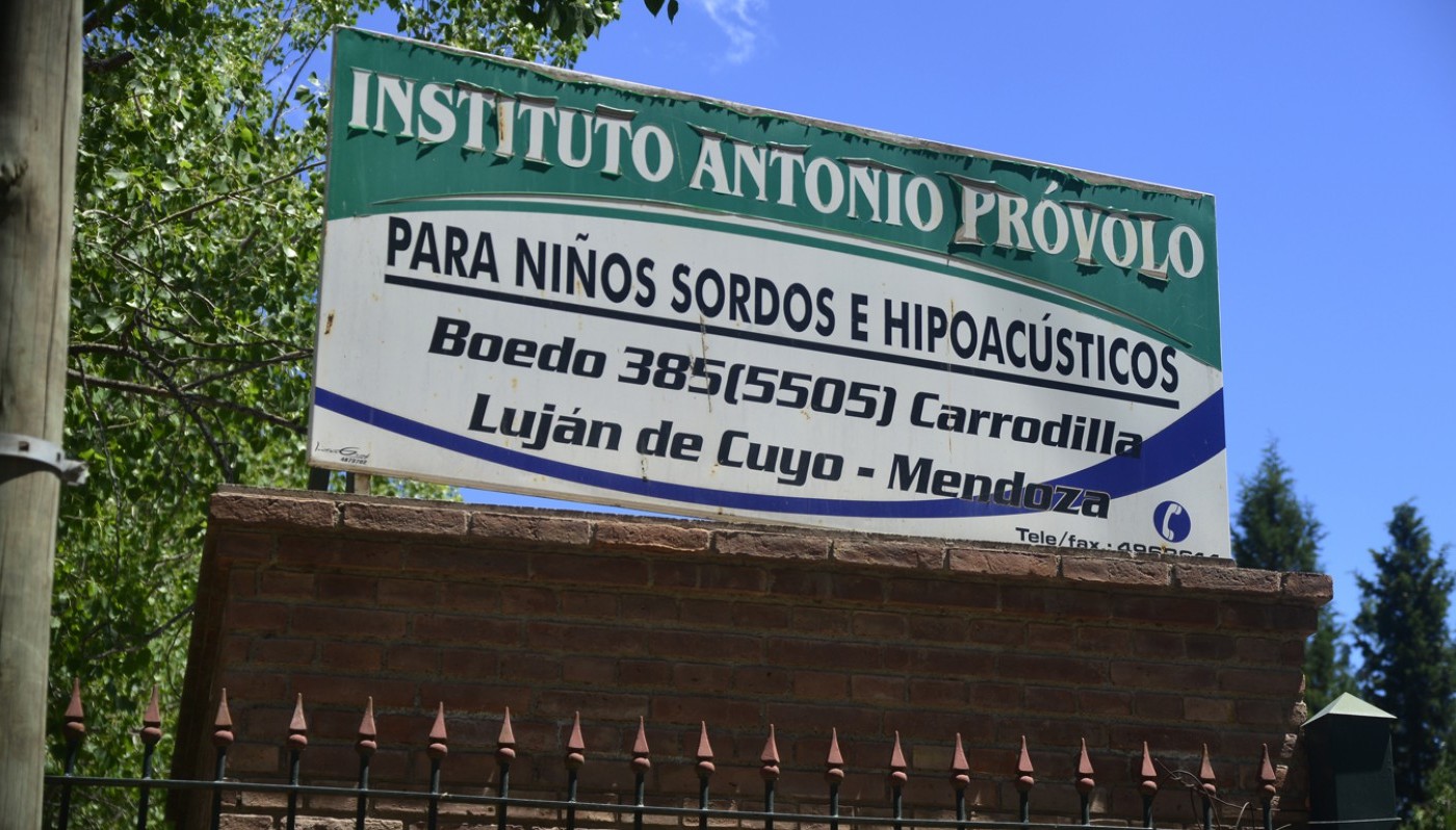 Mendoza tendrá el primer juicio con lengua de señas: el lunes los curas abusadores del Próvolo, en el banquillo | Actualidad