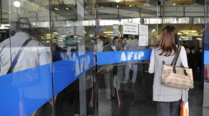 Reducción del impuesto a las Ganancias: así devolverán los saldos a trabajadores y jubilados | Economía