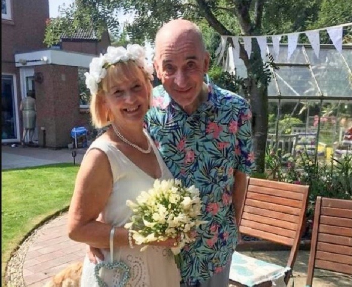 Tiene demencia y se casó otra vez con su esposa creyendo que era su nueva novia | Redes