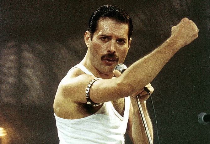 ¿Foto documento? Descubrió a Freddy Mercury en su comida | Redes