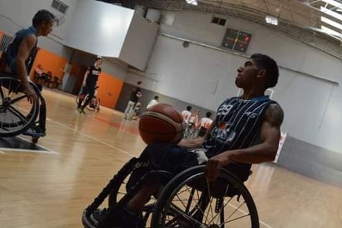 Joven basquetbolista en silla de ruedas necesita urgente un almohadón antiescaras | Actualidad