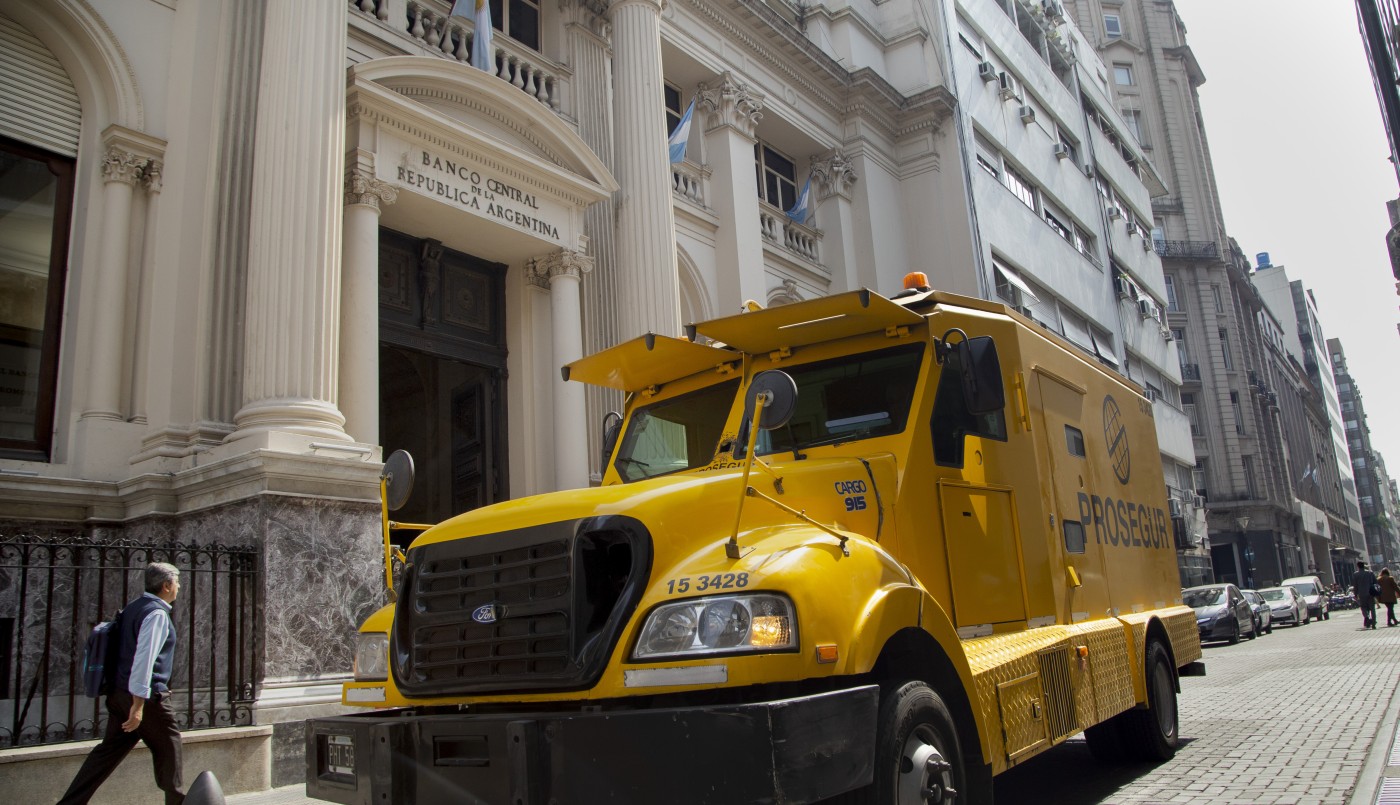 La fuga de capitales fue récord en agosto en Argentina: 5.909 millones de dólares | Economía