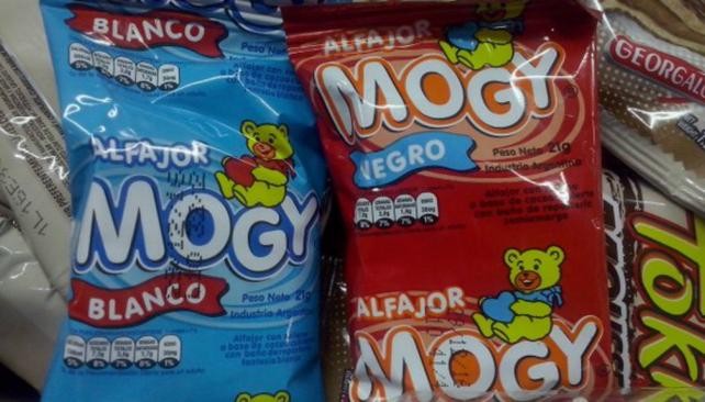 Prohíben la comercialización de alfajores, galletitas, budines y turrones por exceso de ácidos grasos trans | Actualidad