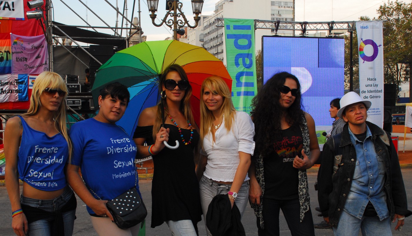 La OMS destacó la ley de Identidad de Género de Argentina como caso líder por los derechos trans | Actualidad
