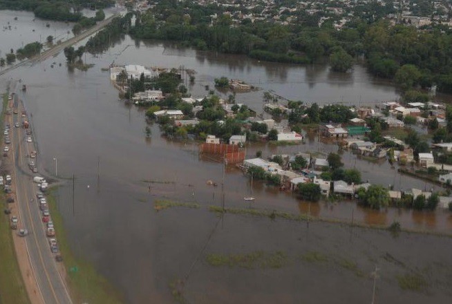 Más de 1.600 evacuados por los desbordes de los ríos Luján, Areco y Arrecifes | Actualidad