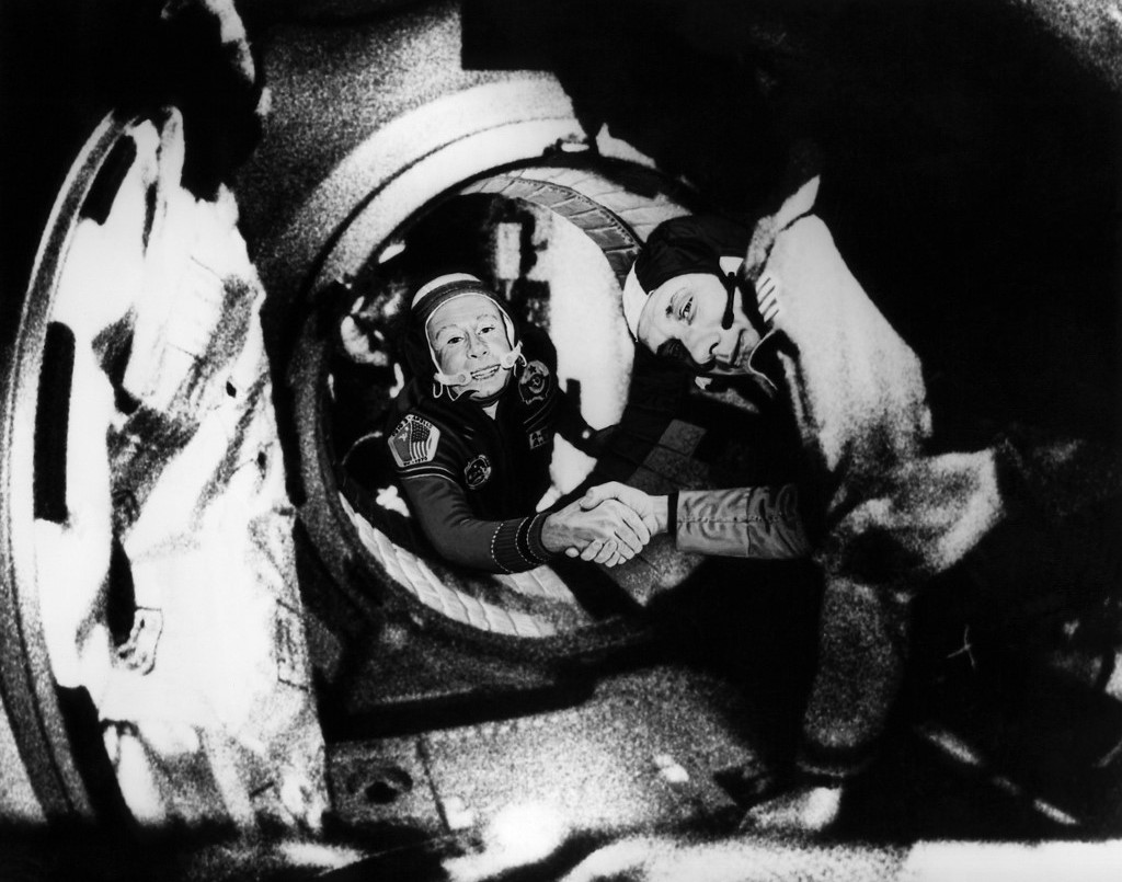 Murió Alexéi Leonov, el primer hombre en realizar una caminata espacial | Internacionales