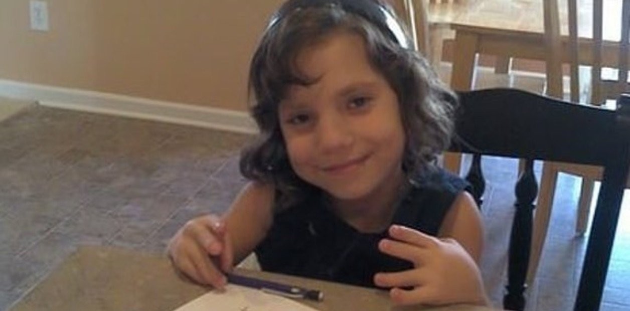 La pareja que abandonó a la nena con enanismo contó detalles de su "calvario" | Internacionales