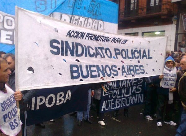 Policías bonaerenses llevaron su reclamo de sindicalización a la Corte | Actualidad