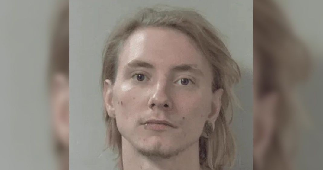 Un joven padre asesinó a su bebé recién nacido: lo sacudió y le quebró 28 huesos | Internacionales