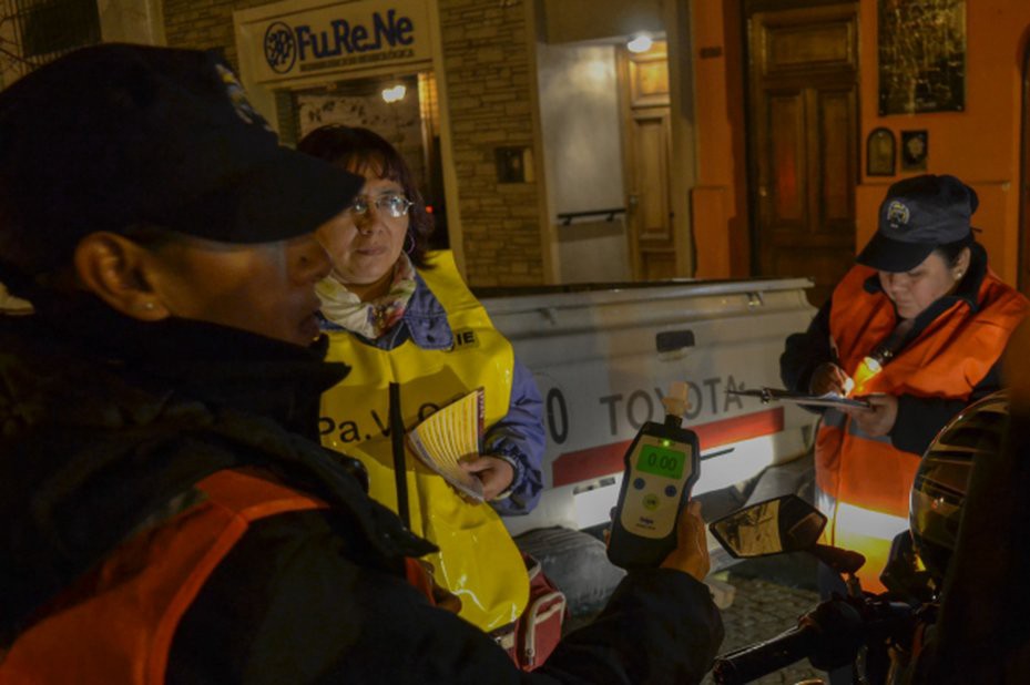 Hija del intendente de Salta manejaba alcoholizada y eludió un control policial | Actualidad