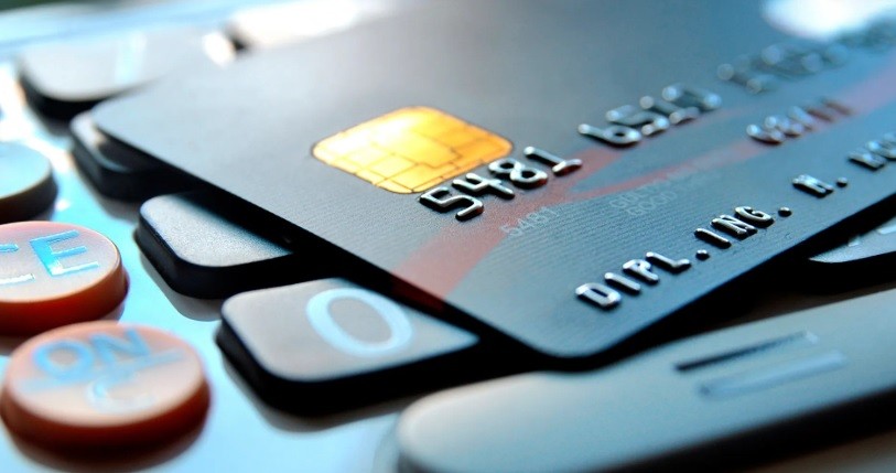 Por la crisis, un millón de tarjetas de crédito dejaron de operar | Economía