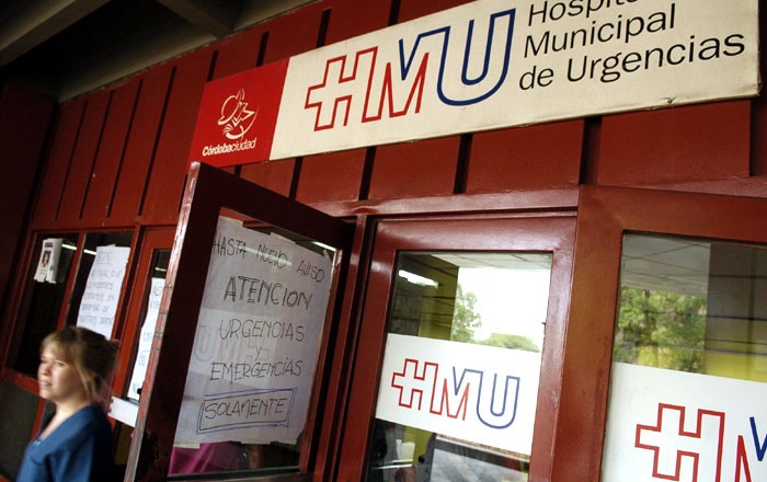 Fue a reclamar por un arreglo, la balearon y puede quedar parapléjica | Actualidad