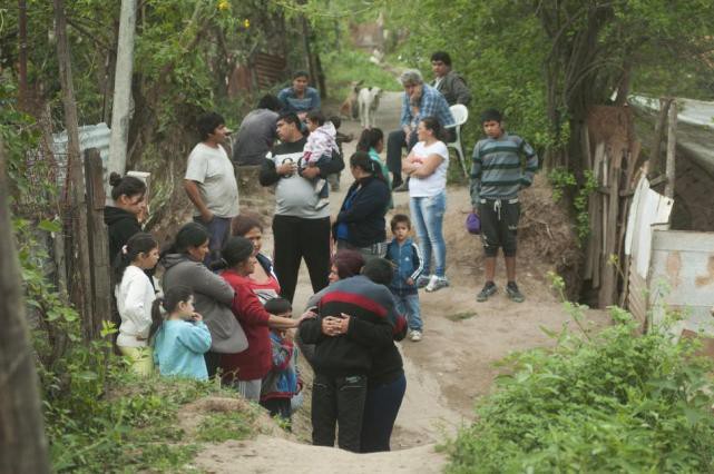 Encerraba con candado a su hijo adicto pero se escapó y lo mataron | Actualidad