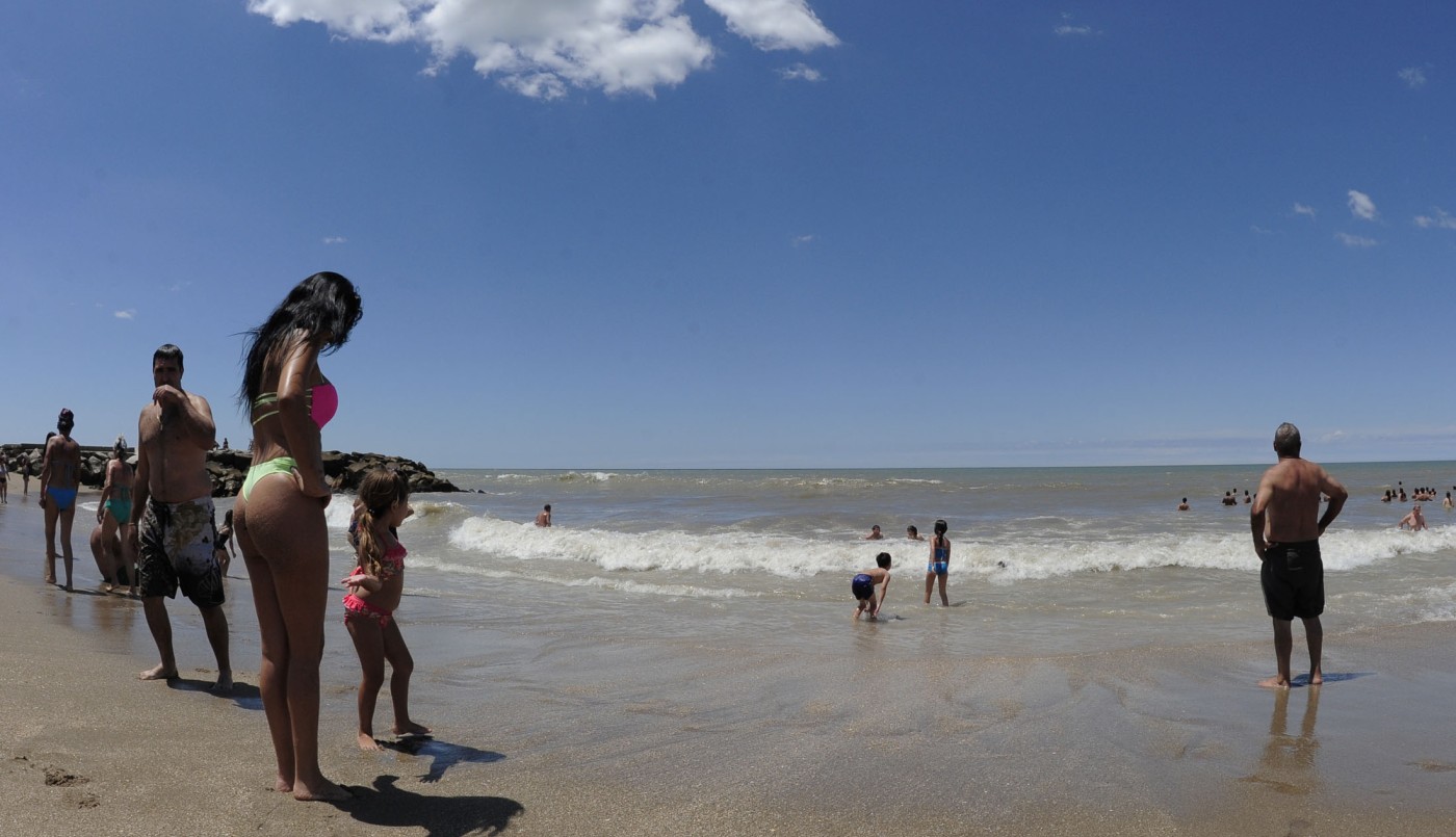 Verano 2020: un trabajador medio necesitará gastar un sueldo y medio para tomarse vacaciones | Economía