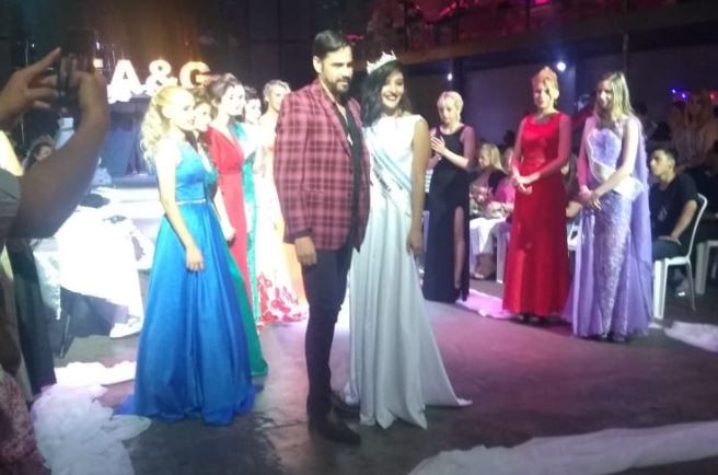 Moda solidaria: desfile inclusivo para que los chicos reciban alimentos | Actualidad