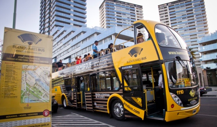 Crean ente de promoción turística financiado con un impuesto a visitantes extranjeros | Política