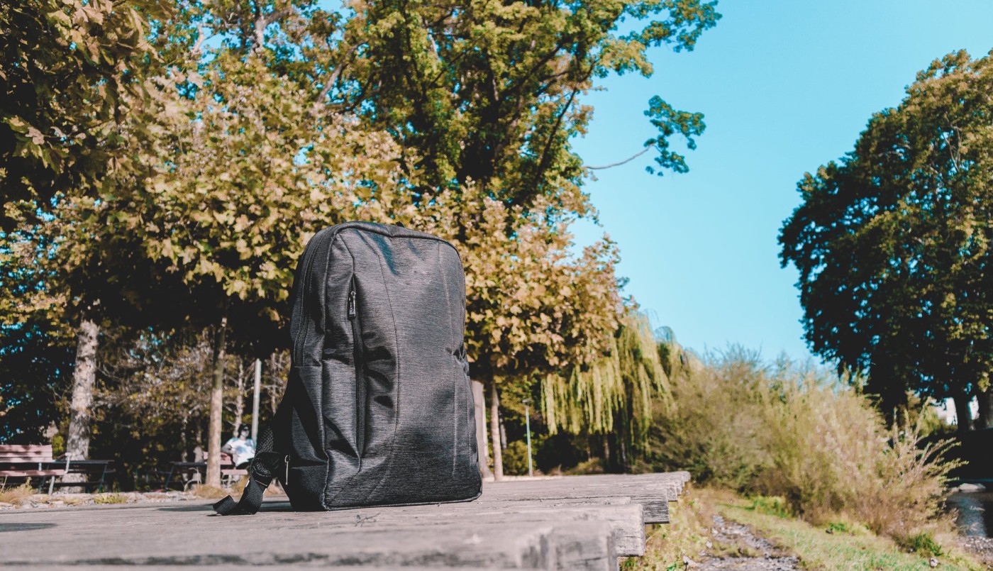 Regalo de Navidad: se olvidó una mochila con 16 mil euros en la calle y la recuperó | Curiosidades