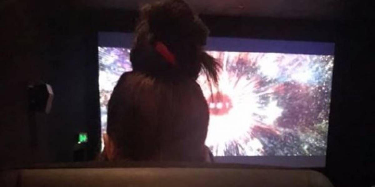 Queja viral: una mujer vio la mitad de la película por el peinado de otra espectadora | Curiosidades