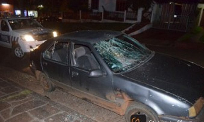 Destruyó el auto del profesor tras ser desaprobado | Actualidad