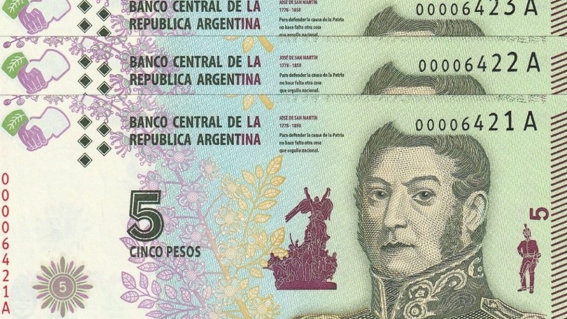 Extienden por un mes la validez de los billetes de 5 pesos | Economía